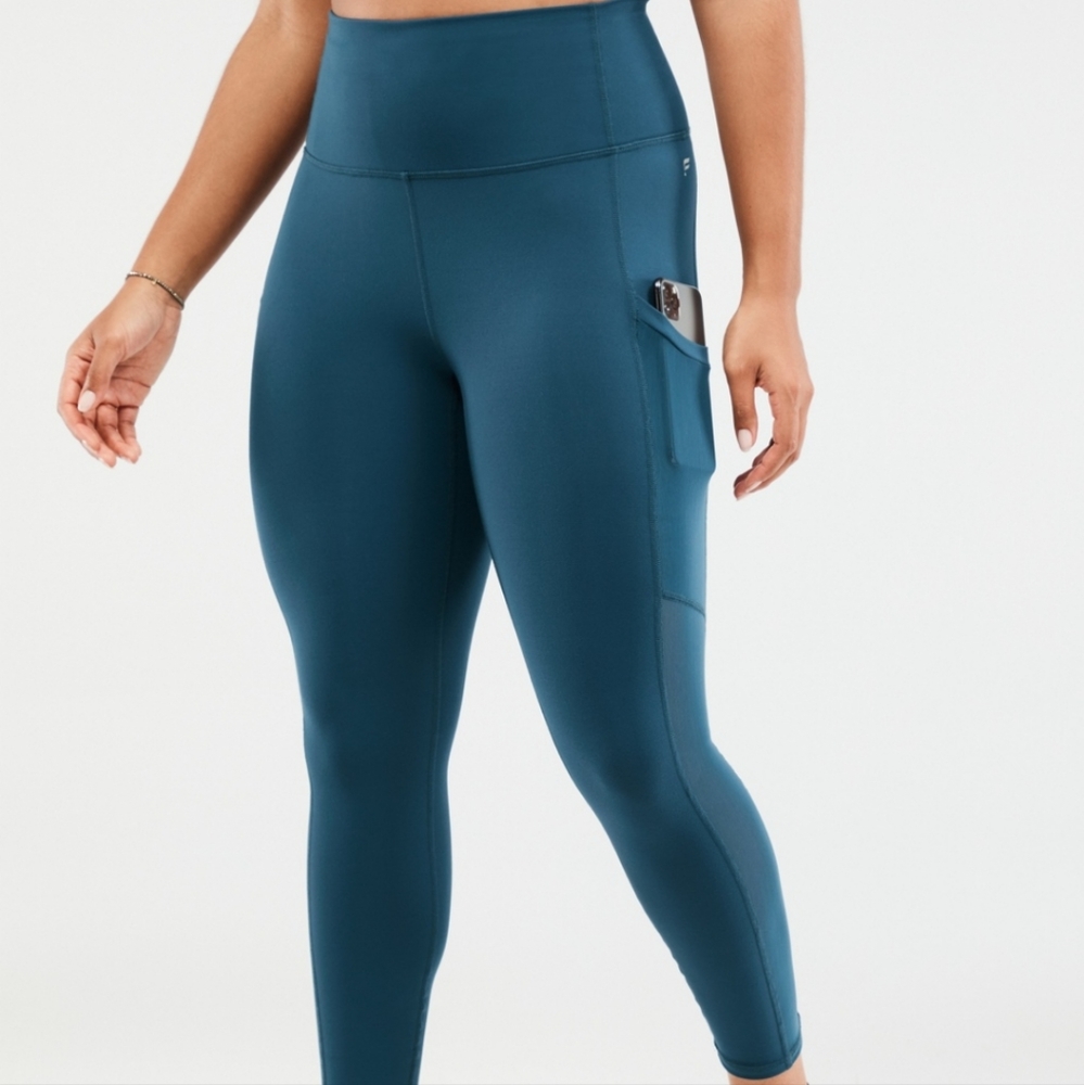 Fabletics Mila Ultra-High Waisted Pocket Legging, XL NWT